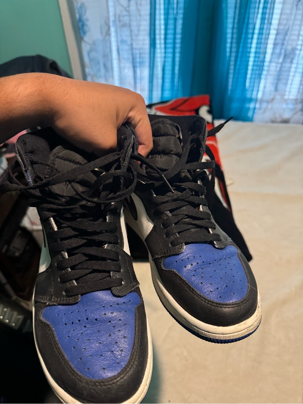 Jordan Retro 1 Royal Toes